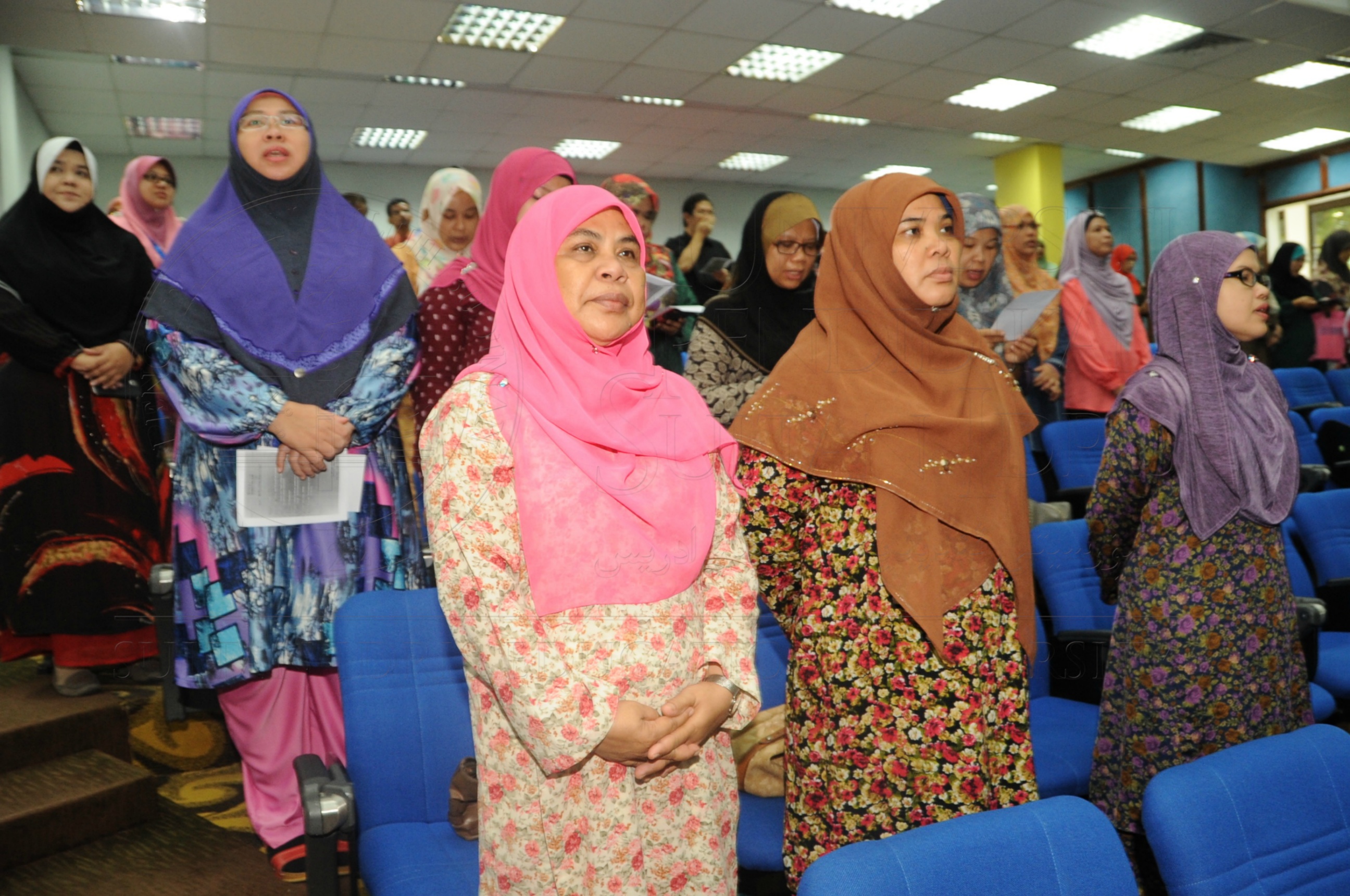 PRO 16 1 MAULIDUR HAS 7339